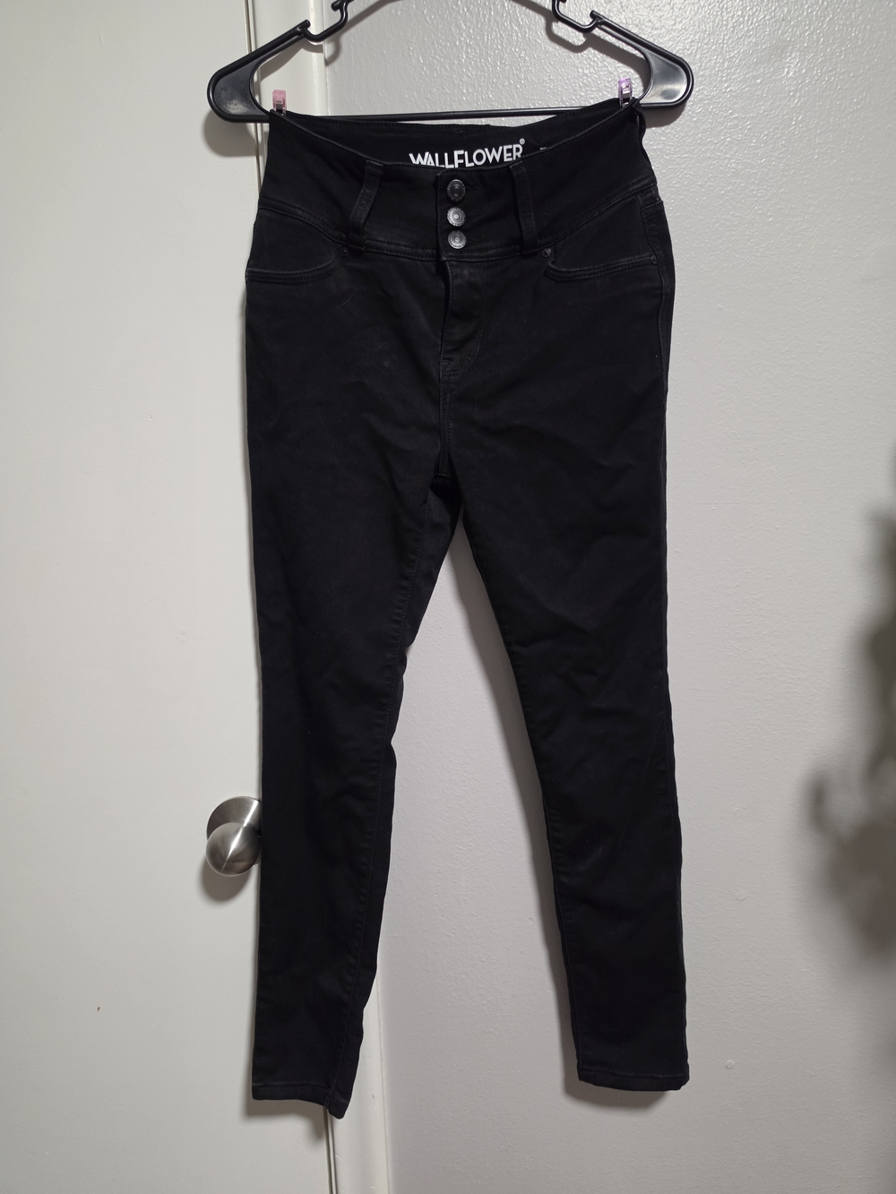 Wallflower The Sassy High-Rise Black Skinny Jeans for Women - EUC